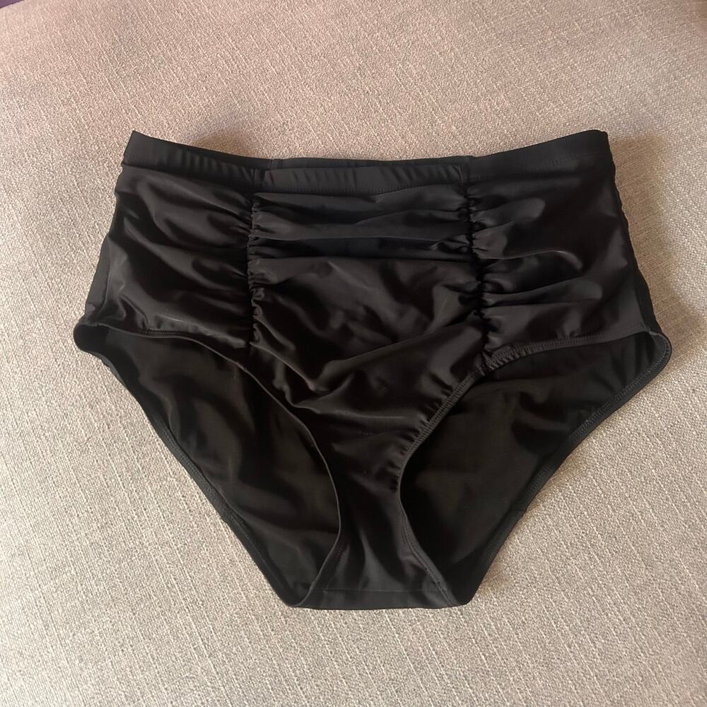 Torrid High Rise Ruched Swim Bikini Bottoms Size 1X